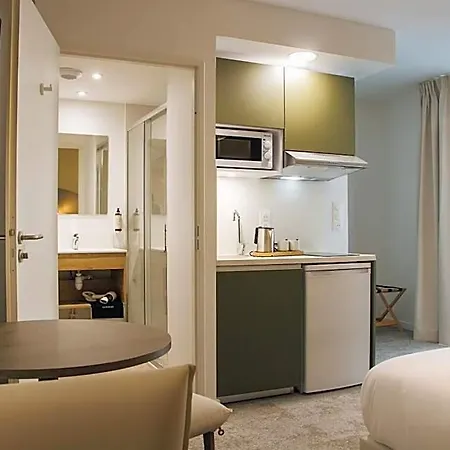아파트호텔 Adagio Access Bordeaux Sud 페삭